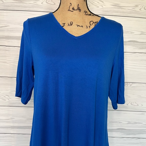 NWT. Alfani v-neck swing tunic top - Picture 5 of 10